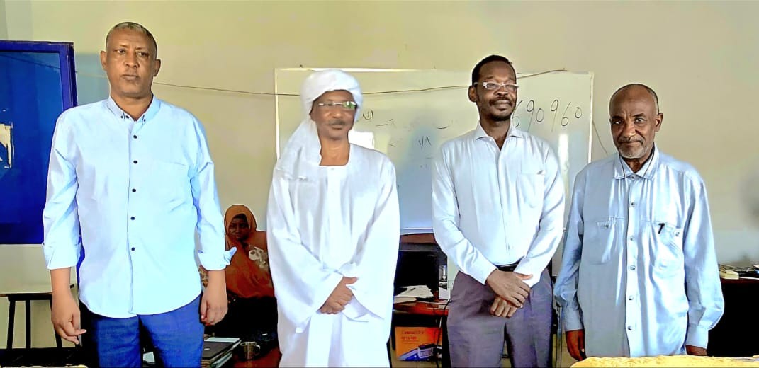 قاضي المحكمة العليا السودانية المنتدب بدولة قطر يشيد بتجربة جامعة السودان المفتوحة خلال تفقده امتحانات فرع أم درمان