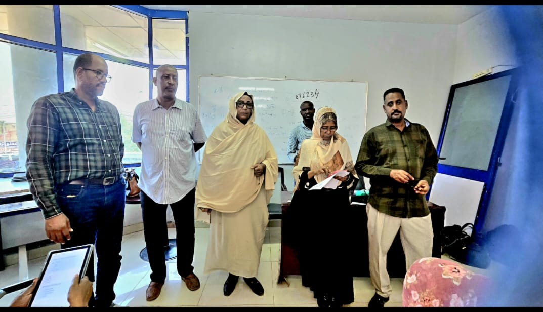 *عميد كلية القانون ومدير إدارة الفروع بجامعة السودان المفتوحة يقفان ميدانياً على امتحانات الدراسات العليا بأم درمان*